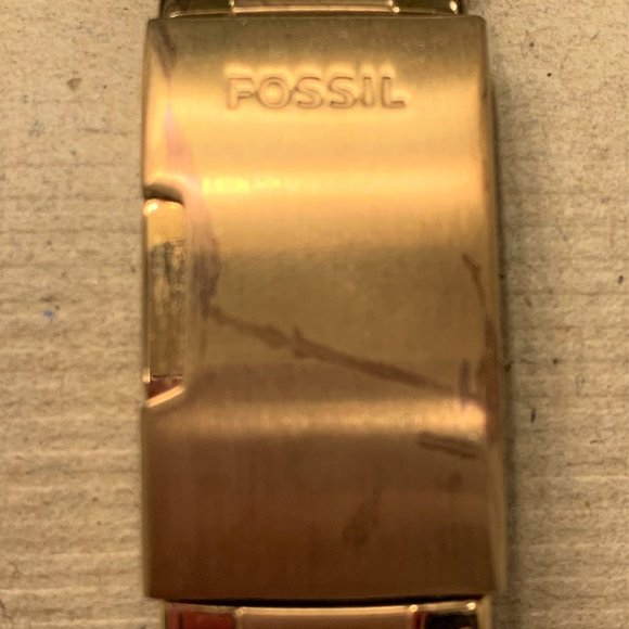 Fossil Riley Multi-function Rose-Tone Watch - Picture 5 of 5